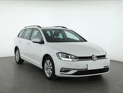 Biały Używany 2019 VW Golf VII Kombi | 47 999 zł (Uczciwa cena)
