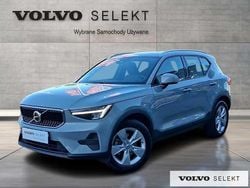 Szary Używany 2025 Volvo XC40 SUV | 149 900 zł (Super Cena)