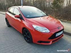 Czerwony Używany 2012 Ford Focus Hatchback | 20 900 zł (Dość drogi)