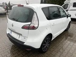 Biały Używany 2016 Renault Scénic III LIMITED Minivan | 19 900 zł (Super Cena)
