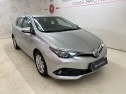 Srebrny Używany 2018 Toyota Auris Hybrid Premium Hatchback | 54 900 zł (Uczciwa cena)
