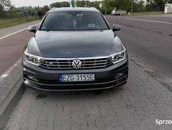 Szary Używany 2017 VW Passat R-line Kombi | 67 900 zł (Uczciwa cena)