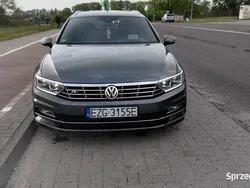 Szary Używany 2017 VW Passat R-line Kombi | 72 900 zł (Dość drogi)
