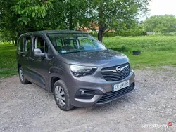 Szary Używany 2018 Opel Combo Minivan | 38 900 zł (Uczciwa cena)