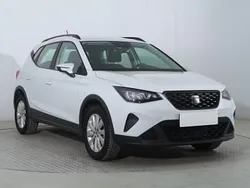 Biały Używany 2022 Seat Arona SUV | 69 999 zł (Uczciwa cena)