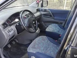 Czarny Używany 1999 Mitsubishi Space Runner Minivan | 6500 zł