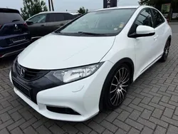 Biały Używany 2012 Honda Civic Hatchback | 34 900 zł (Uczciwa cena)