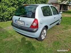 Srebrny Używany 2002 Renault Clio II Hatchback | 4500 zł