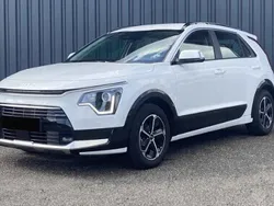 Biały Nowe 2024 Kia Niro SUV | 118 900 zł (Uczciwa cena)