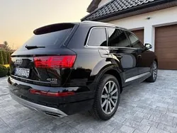 Czarny Używany 2019 Audi Q7 SUV | 155 000 zł
