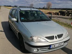 Srebrny Używany 2001 Renault Mégane Kombi | 4200 zł (Uczciwa cena)