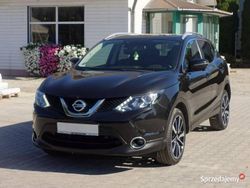 Czarny Używany 2015 Nissan Qashqai 360º SUV | 52 700 zł (Uczciwa cena)