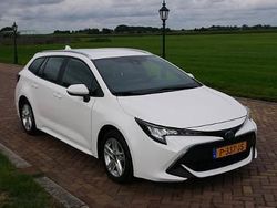 Biały Używany 2022 Toyota Corolla Kombi | 47 900 zł