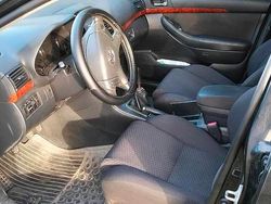 Czarny Używany 2003 Toyota Avensis T2 Kombi | 7900 zł (Drogi)