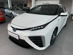 Biały Używany 2017 Toyota Mirai Sedan/Limuzyna | 109 900 zł