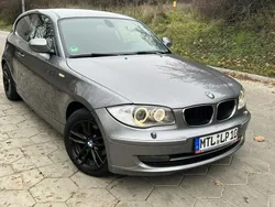 Szary (metalik) Używany 2010 BMW 120 Hatchback | 23 999 zł