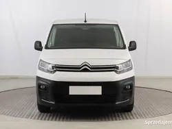 Biały Używany 2018 Citroën Berlingo Minivan | 44 999 zł (Uczciwa cena)