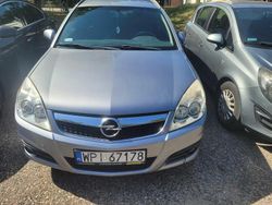 Srebrny Używany 2008 Opel Vectra Kombi | 9000 zł (Dość drogi)