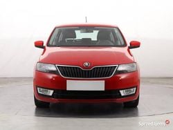 Czerwony Używany 2013 Skoda Rapid Hatchback | 25 999 zł (Uczciwa cena)