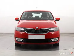 Czerwony Używany 2013 Skoda Rapid Hatchback | 27 999 zł (Uczciwa cena)
