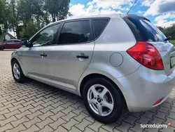 Srebrny Używany 2009 Kia Ceed Hatchback | 14 999 zł (Dobra cena)
