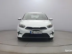 Biały Używany 2022 Kia Ceed 2 Kombi | 69 850 zł (Uczciwa cena)