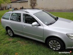 Srebrny Używany 2010 Skoda Octavia Sedan/Limuzyna | 11 900 zł (Uczciwa cena)