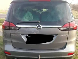Szary Używany 2016 Opel Zafira Minivan | 43 000 zł (Uczciwa cena)