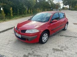 Czerwony Używany 2007 Renault Mégane II Hatchback | 6300 zł