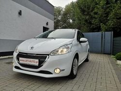 Biały Używany 2013 Peugeot 208 Hatchback | 19 900 zł (Uczciwa cena)