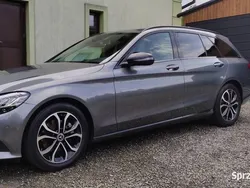 Szary Używany 2018 Mercedes C200 Sedan/Limuzyna | 96 000 zł