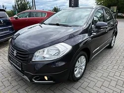 Czarny Używany 2014 Suzuki SX4 S-Cross SUV | 43 700 zł (Uczciwa cena)
