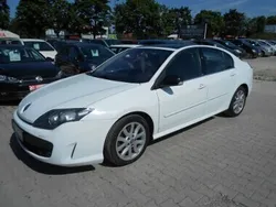 Biały Używany 2010 Renault Laguna III Hatchback | 18 500 zł (Uczciwa cena)