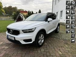 Biały Używany 2018 Volvo XC40 SUV | 99 900 zł (Super Cena)