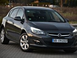 Inny (metalik, perła) Używany 2015 Opel Astra Hatchback | 32 900 zł (Dobra cena)