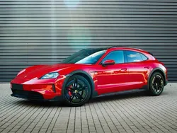 Carmine red Nowe 2024 Porsche Taycan 4S Cross Turismo Sedan/Limuzyna | 589 900 zł (Uczciwa cena)