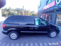 Czarny Używany 2007 Chrysler Voyager Minivan | 8500 zł