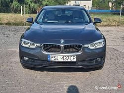 Grafitowy Używany 2015 BMW 318 Kombi | 41 900 zł (Dobra cena)