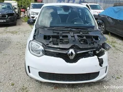 Biały Używany 2022 Renault Twingo Hatchback | 22 900 zł