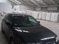 Granatowy Używany 2001 Audi A3 Hatchback | 5000 zł