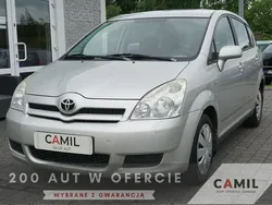 Srebrny (metalik) Używany 2006 Toyota Corolla Verso Minivan | 13 900 zł (Uczciwa cena)