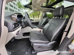 Używany 2022 Chrysler Pacifica Limited SUV | 179 700 zł (Uczciwa cena)