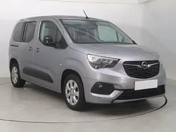 Srebrny Używany 2021 Opel Combo Minivan | 58 999 zł