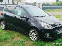 Czarny Używany 2016 Hyundai i10 Hatchback | 16 900 zł