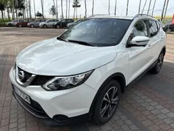 Biały Używany 2016 Nissan Qashqai SUV | 47 900 zł (Uczciwa cena)