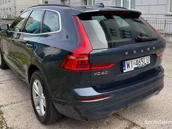 Granatowy Używany 2021 Volvo XC60 SUV | 164 000 zł (Uczciwa cena)