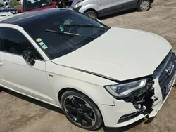 Biały Używany 2013 Audi A3 S-Line Hatchback | 17 999 zł