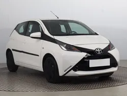 Biały Używany 2017 Toyota Aygo Hatchback | 39 999 zł (Drogi)