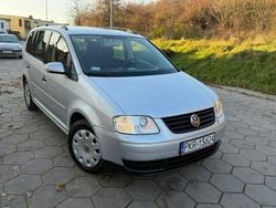 Srebrny Używany 2006 VW Touran Minivan | 10 999 zł