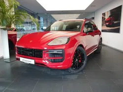 Carmine red Nowe 2024 Porsche Cayenne GTS SUV | 861 177 zł